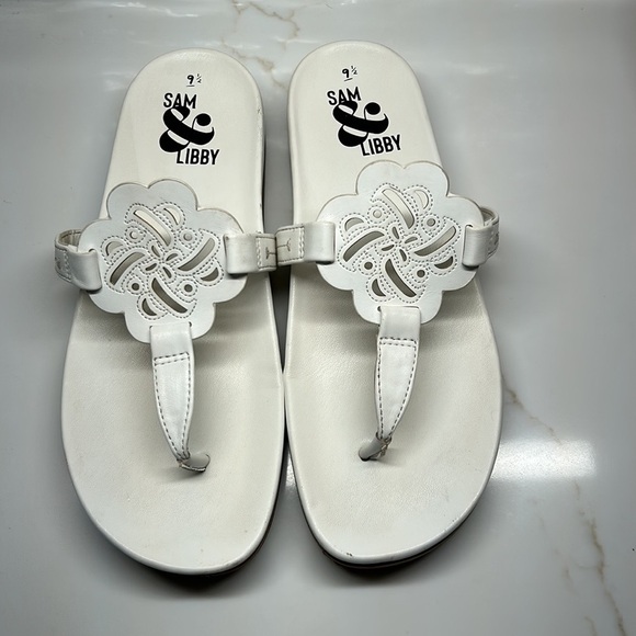 Sam & Libby Women's
Alexandra Thong Footbed Size 9.5 - Picture 4 of 9